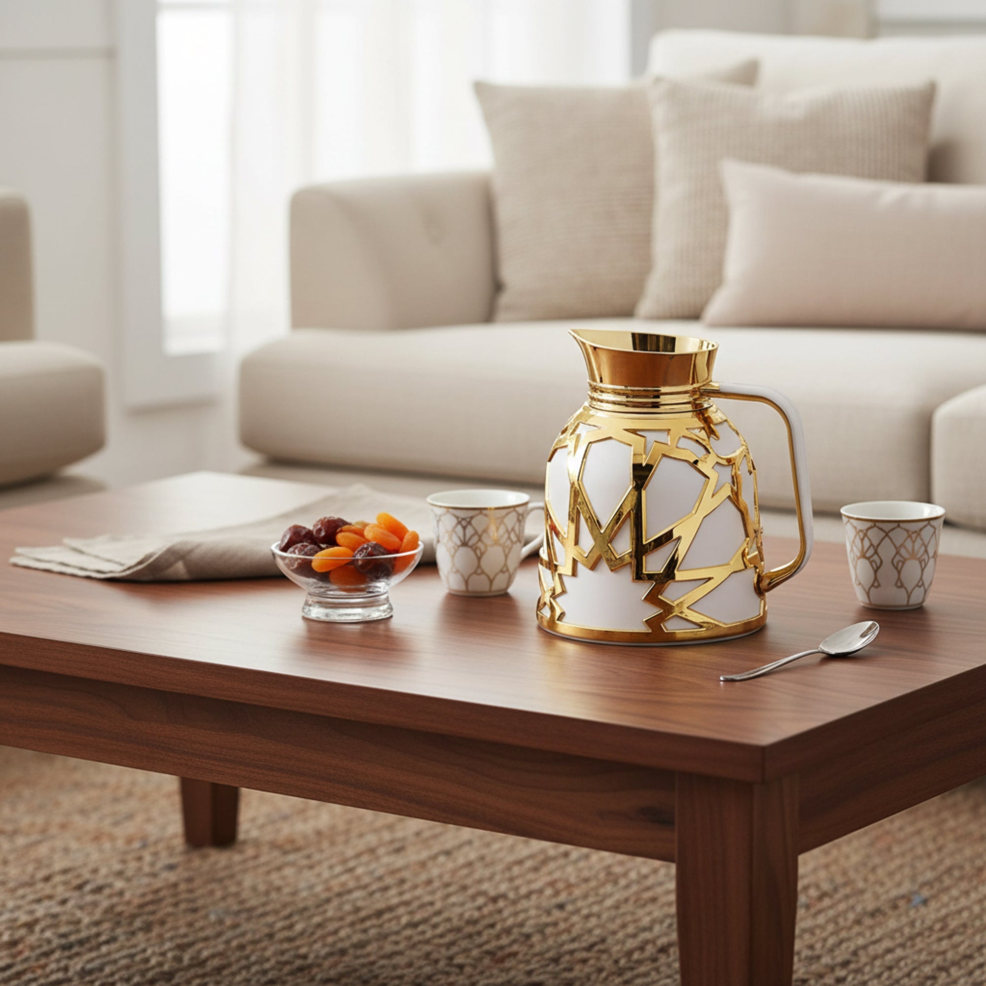 1Lt Arabic Flask White & Gold