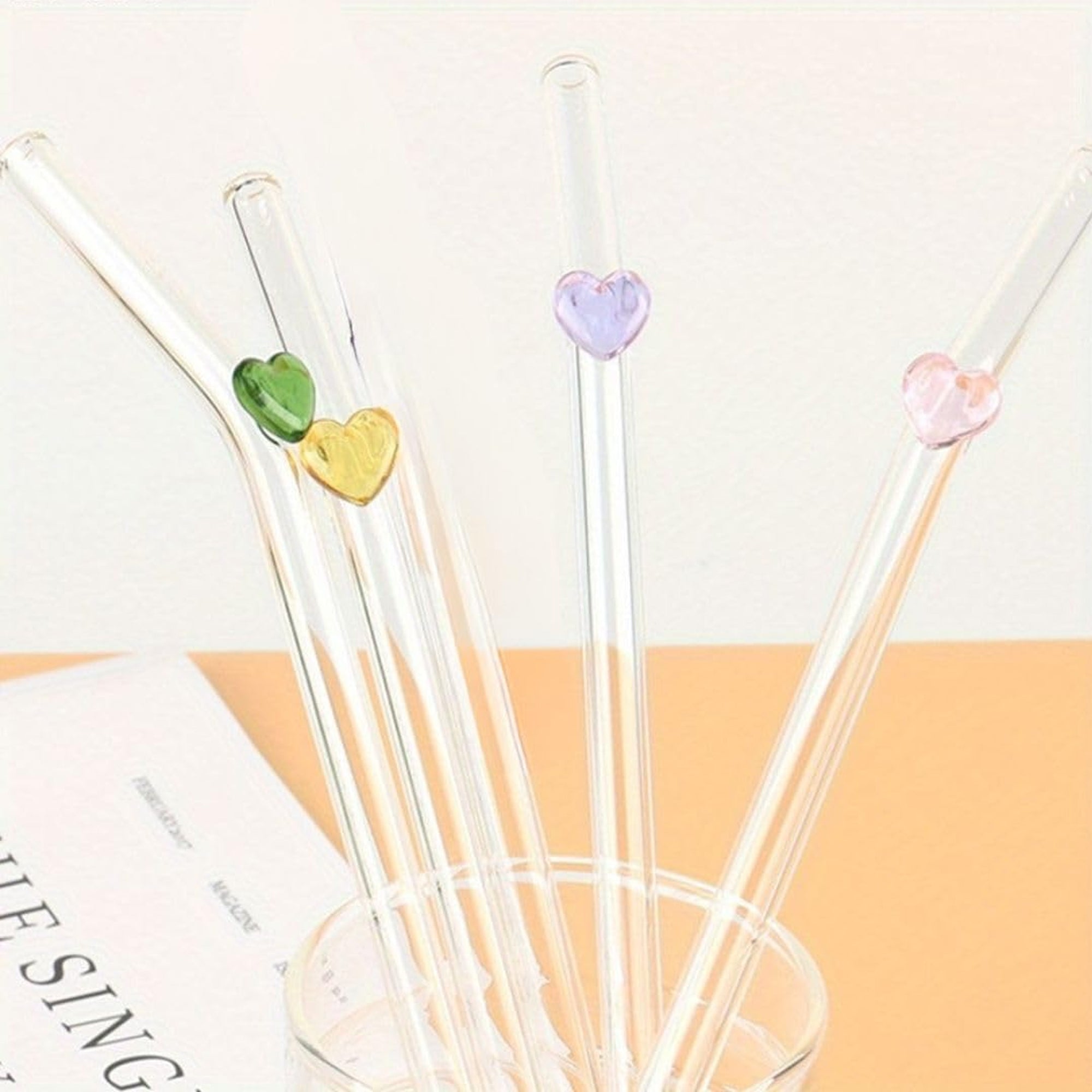 5 Piece Heart Glass Straw Set Clear